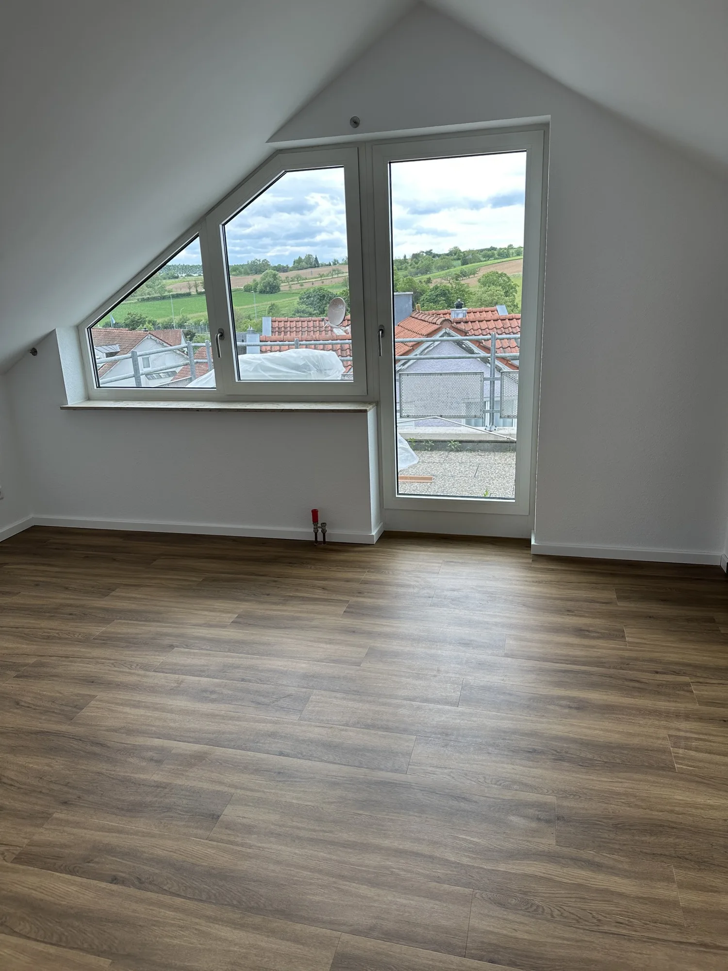Sanierung einer 2-Zimmer-Wohnung nach Wasserschaden